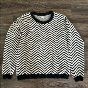 Cyrus Black and White Stripped Pullover Sweater